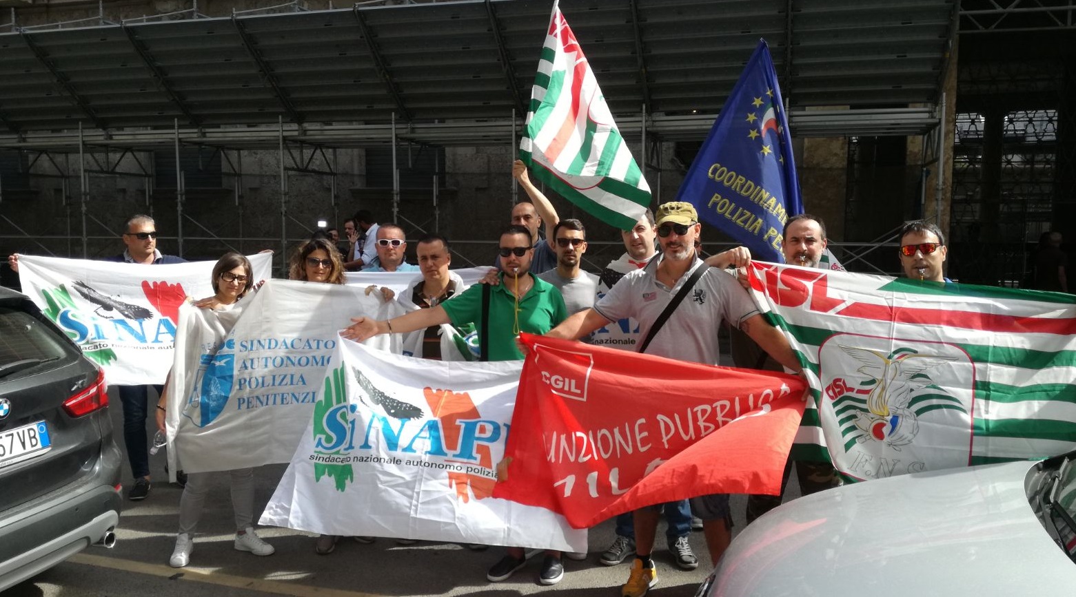SIT-IN DI PROTESTA DELLA POLIZIA PENITENZIARIA - MILANO IPM